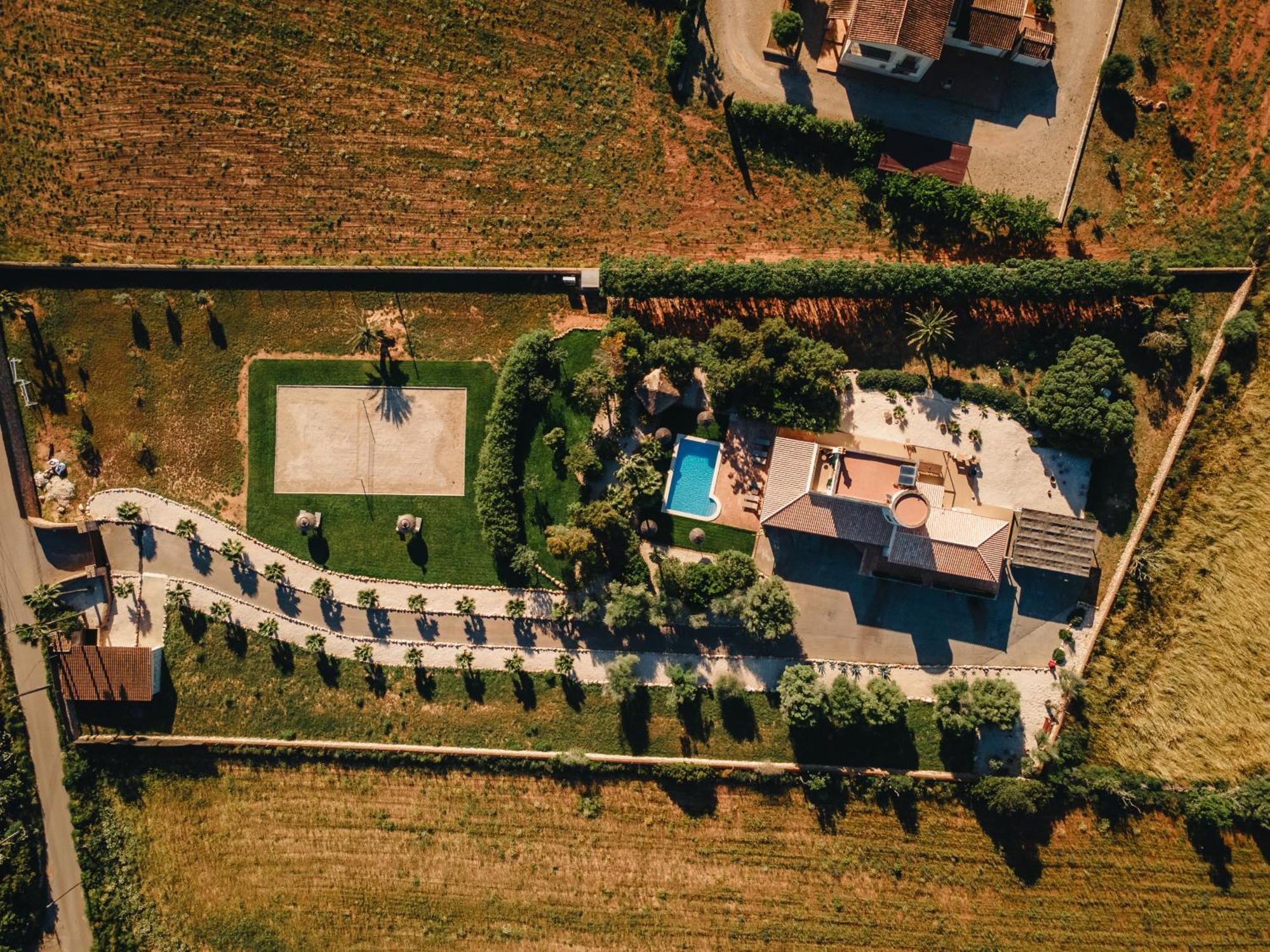 Traumhafte Finca Am Es Trenc Ses Covetes Exteriör bild